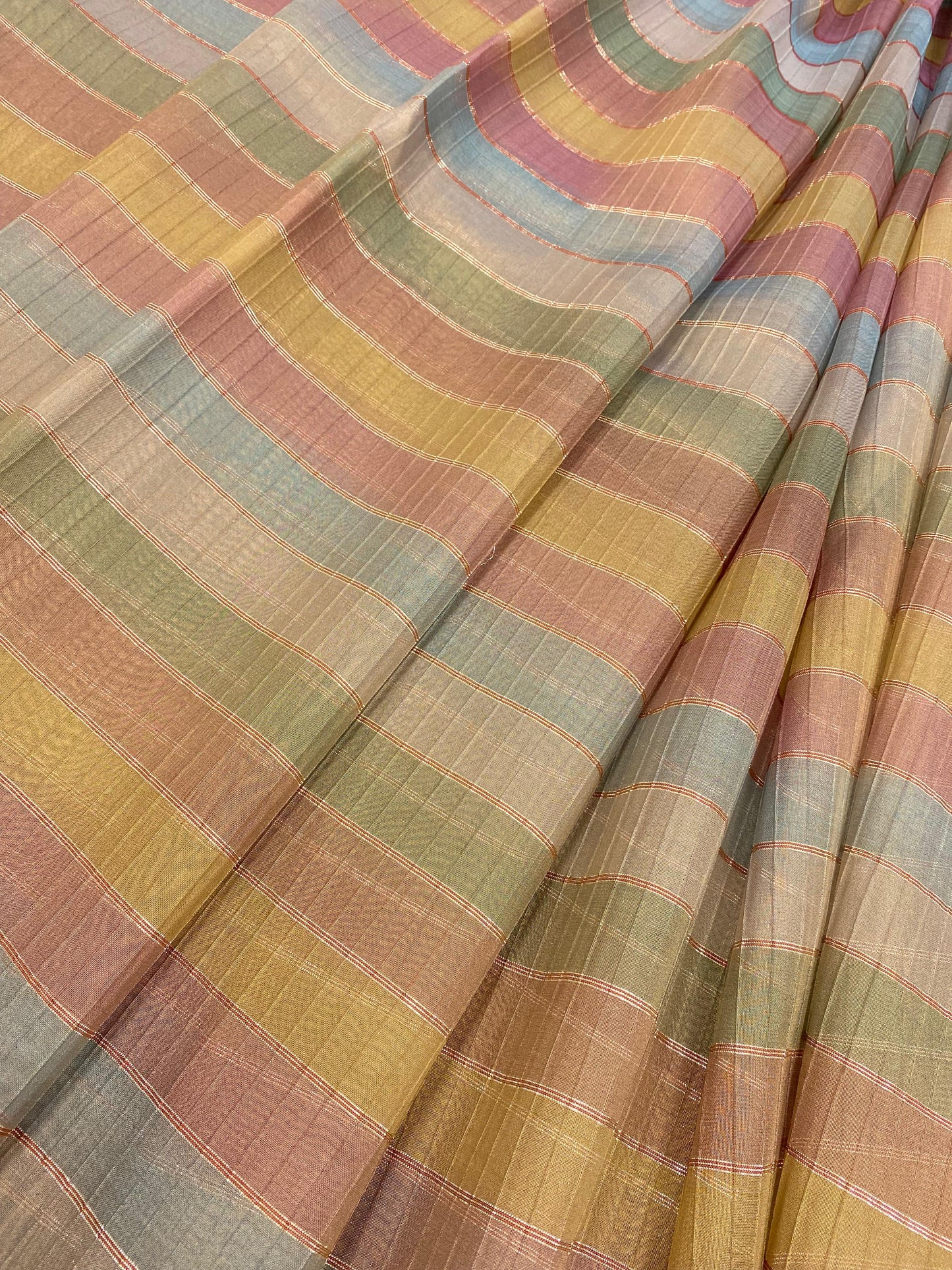 Banarasi Tissue Pleated Crush [44"Inch]