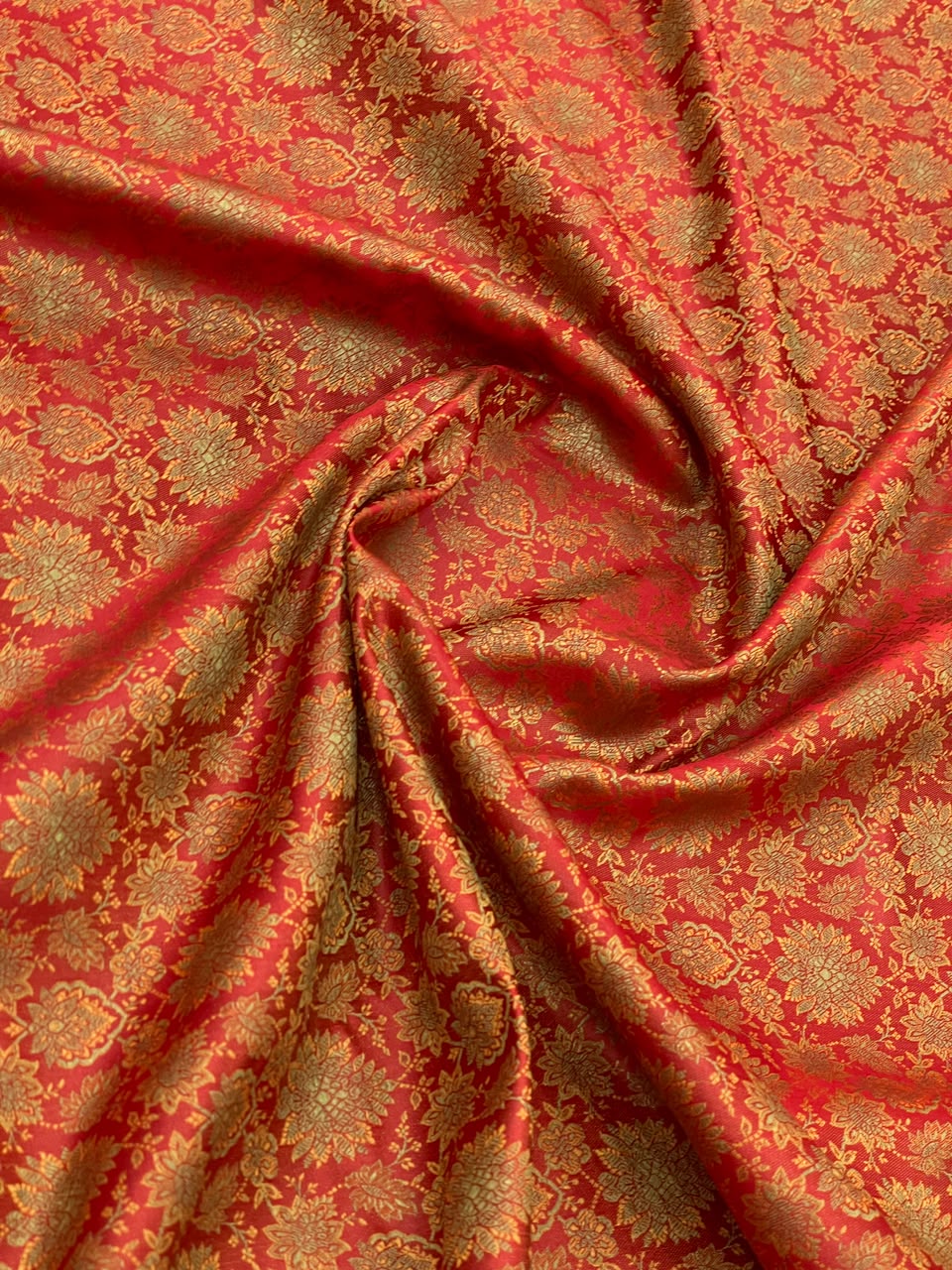 Banarasi Brocade (44"inch)
