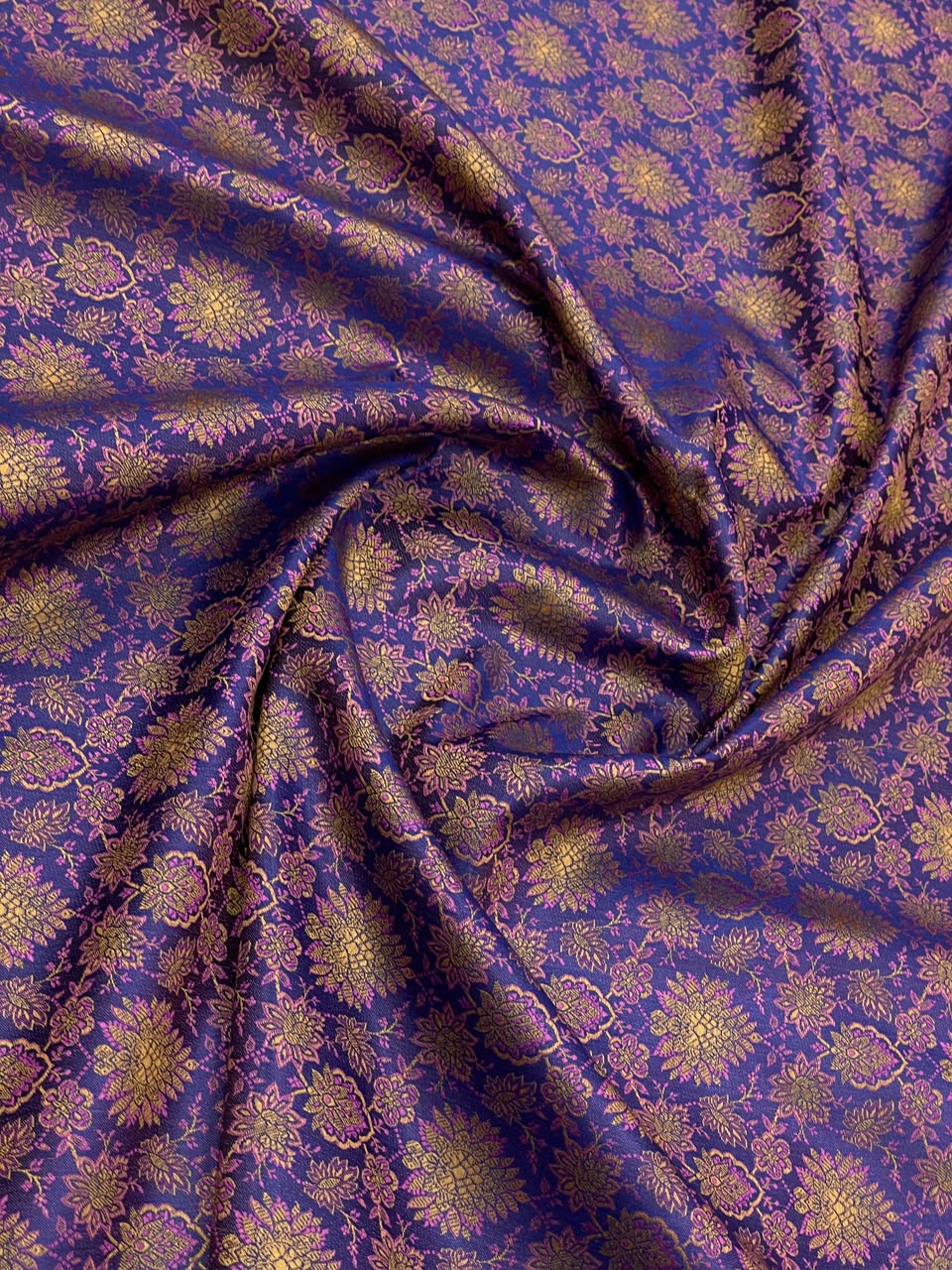Banarasi Brocade (44"inch)