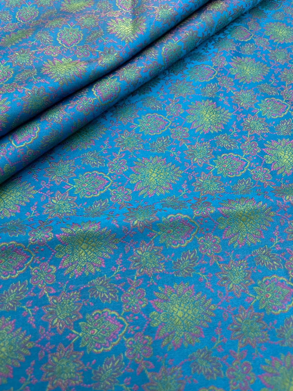 Banarasi Brocade (44"inch)