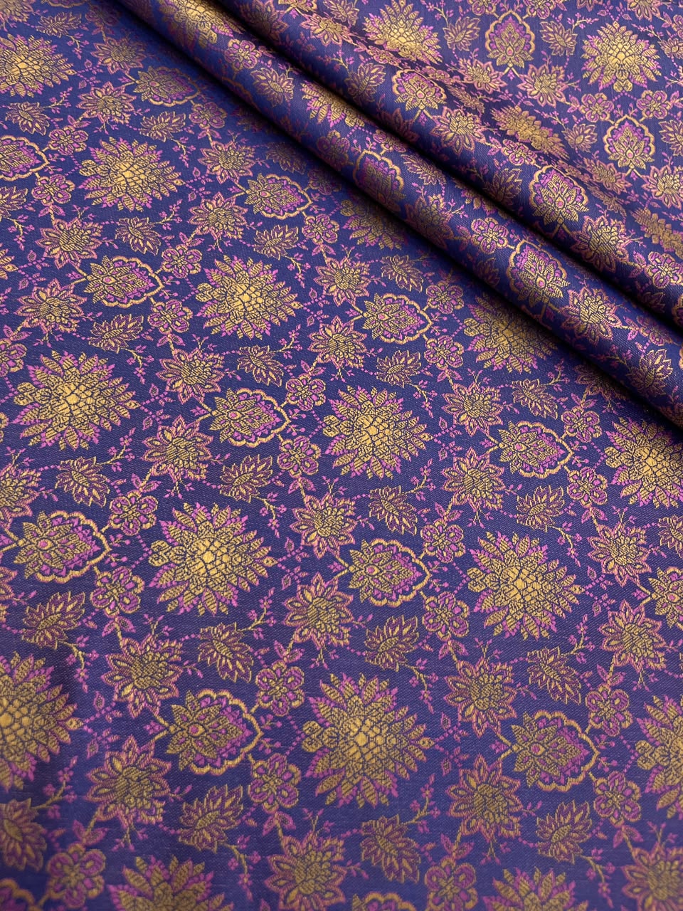 Banarasi Brocade (44"inch)