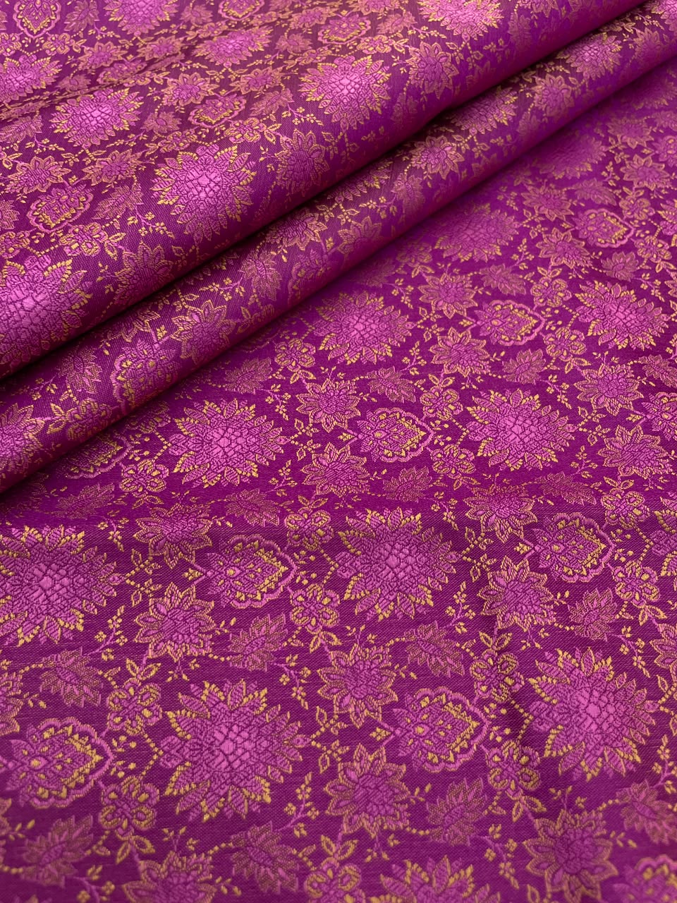 Banarasi Brocade (44"inch)