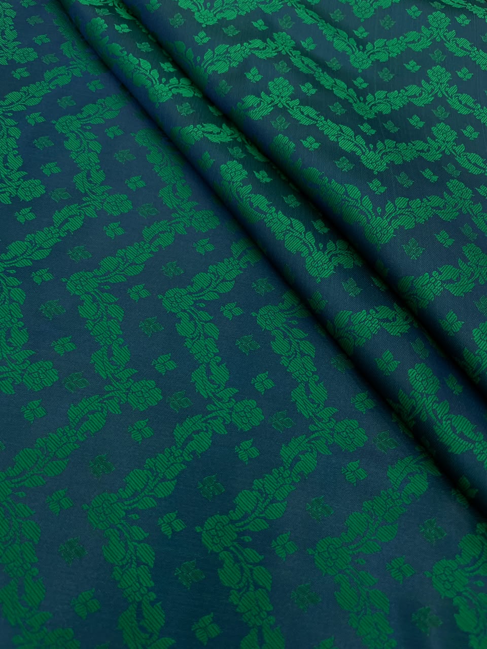 Banarasi Brocade (44"inch)
