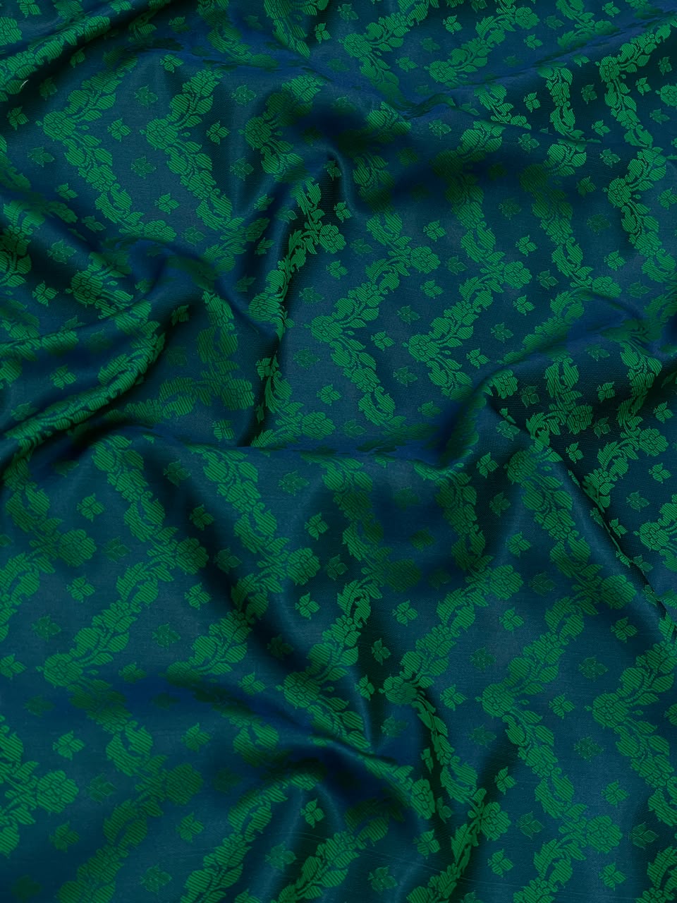 Banarasi Brocade (44"inch)