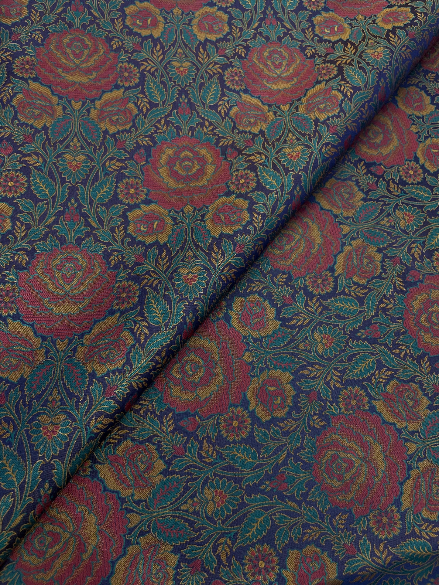 Banarasi Brocade (44"inch)