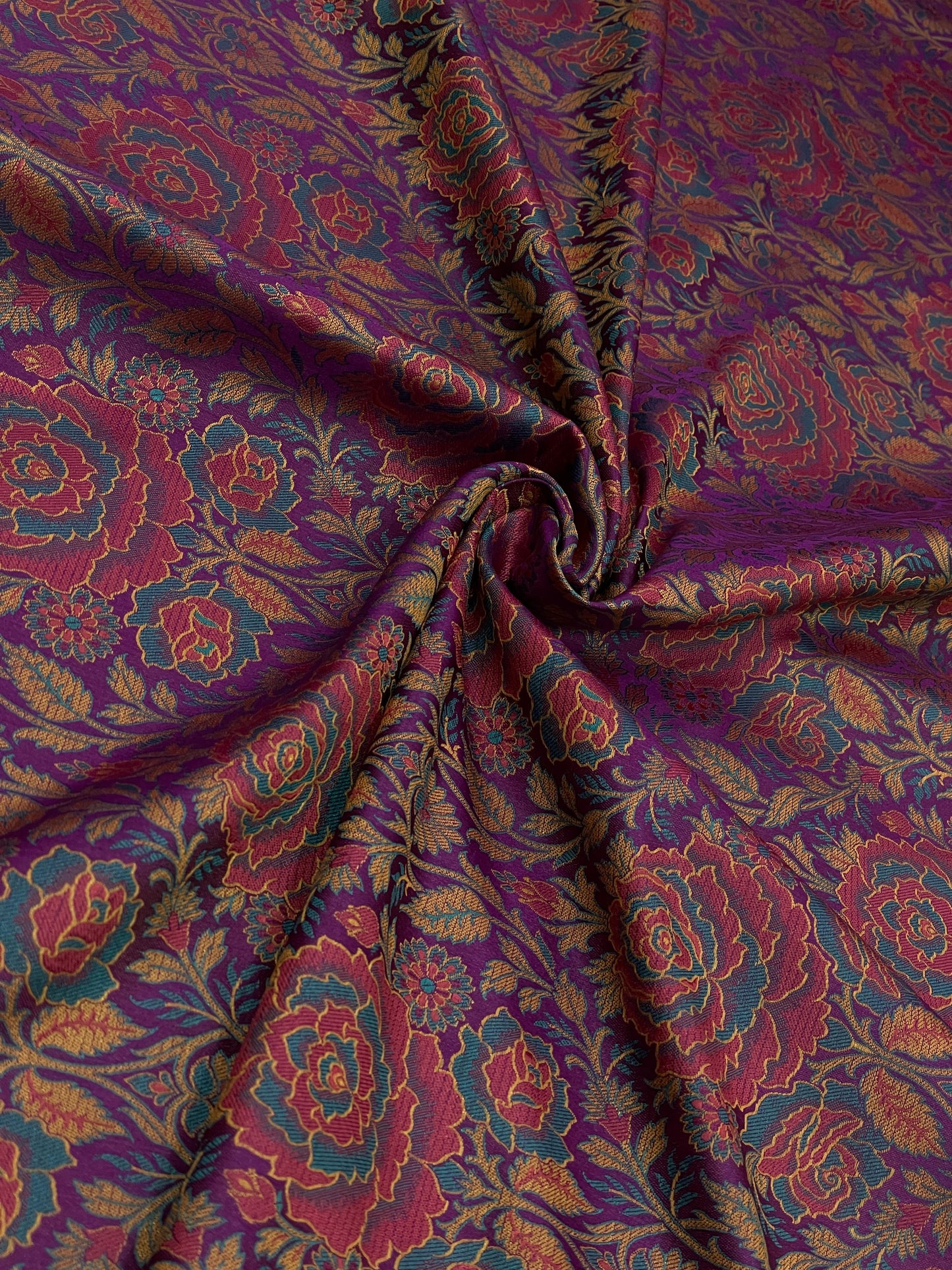 Banarasi Brocade (44"inch)