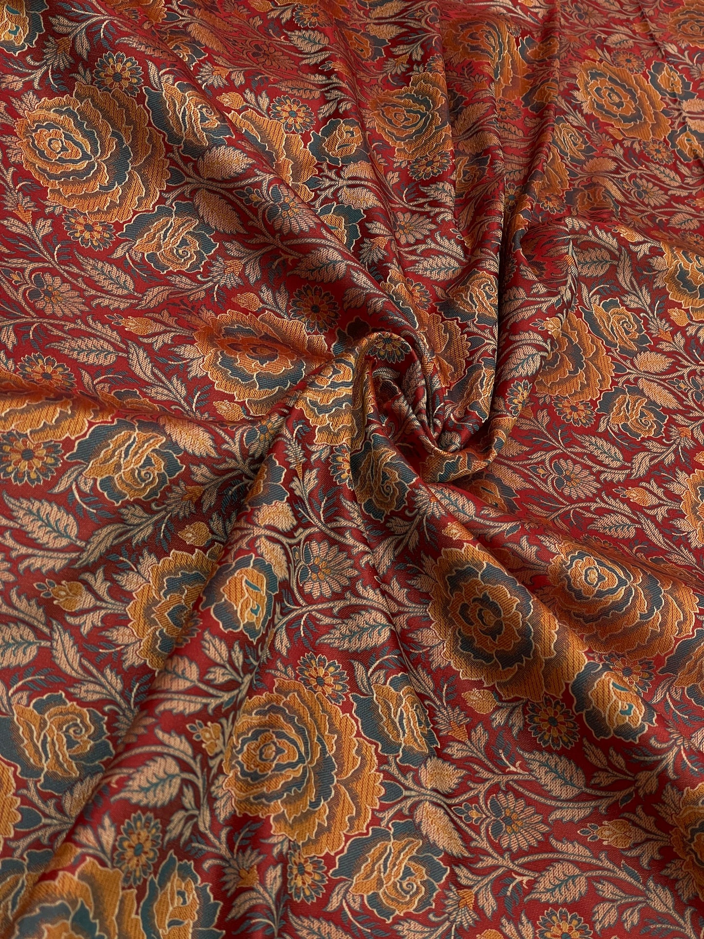Banarasi Brocade (44"inch)