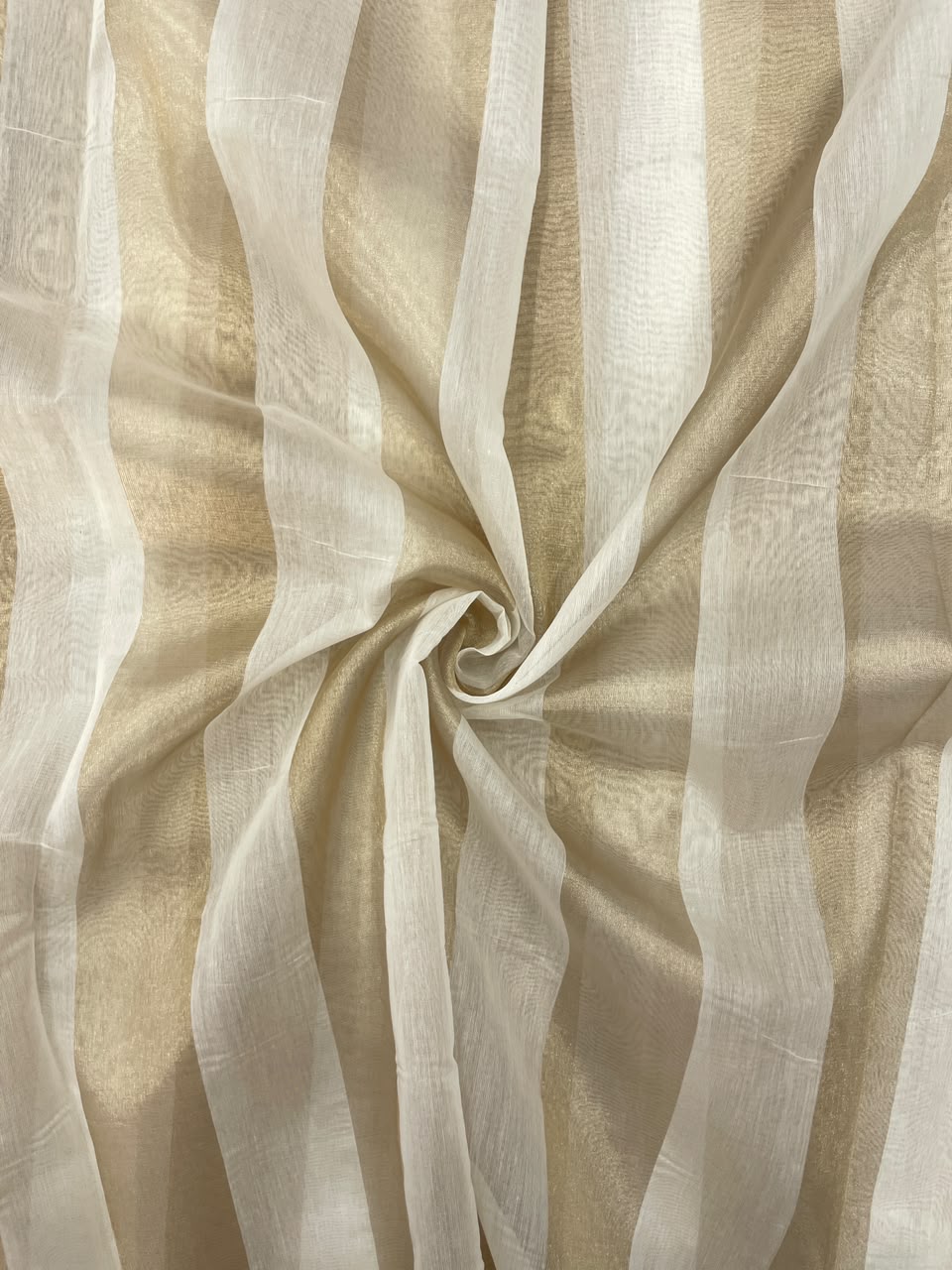 Dyeable Chanderi Tissue Stripes (44'inch)