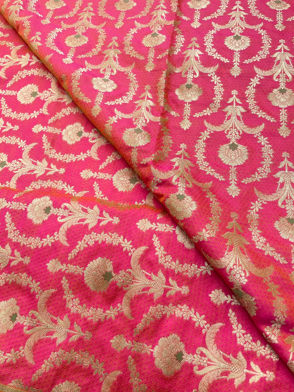 Banarasi Brocade (44"inch)
