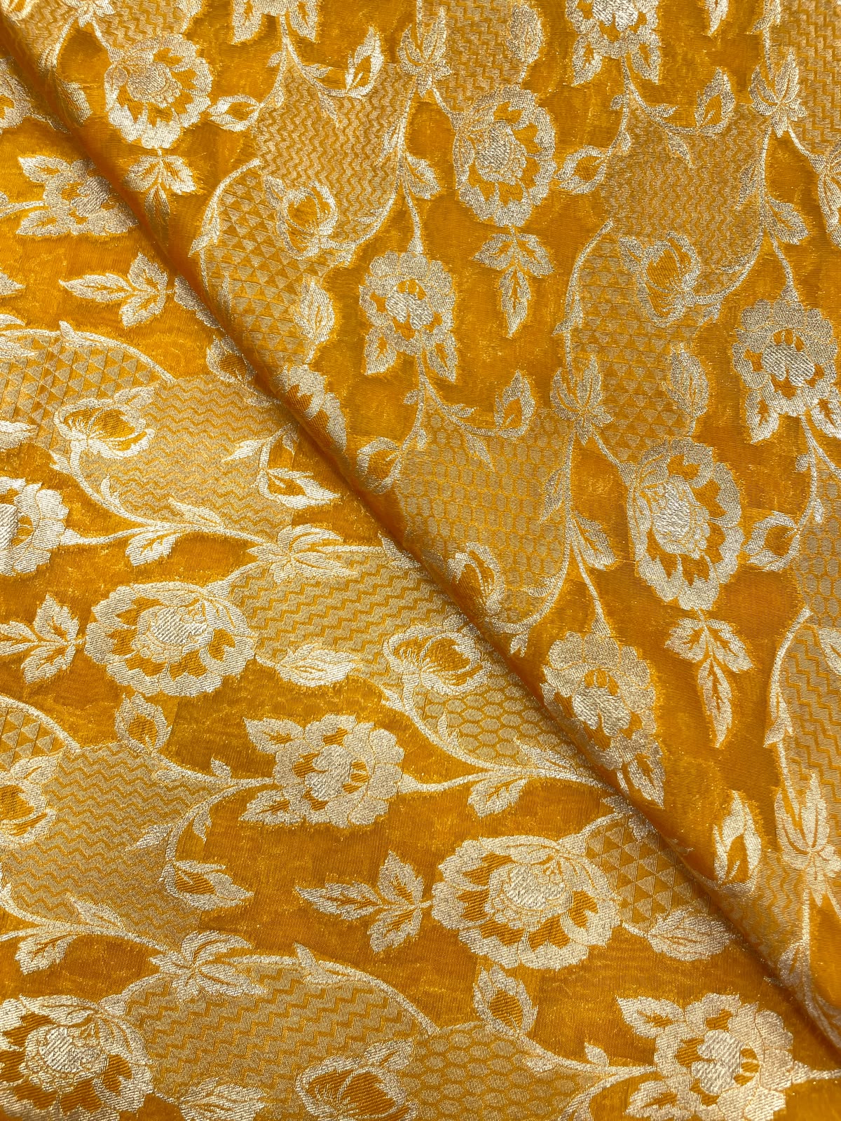 Rakhi Special Banarasi Brocade Set