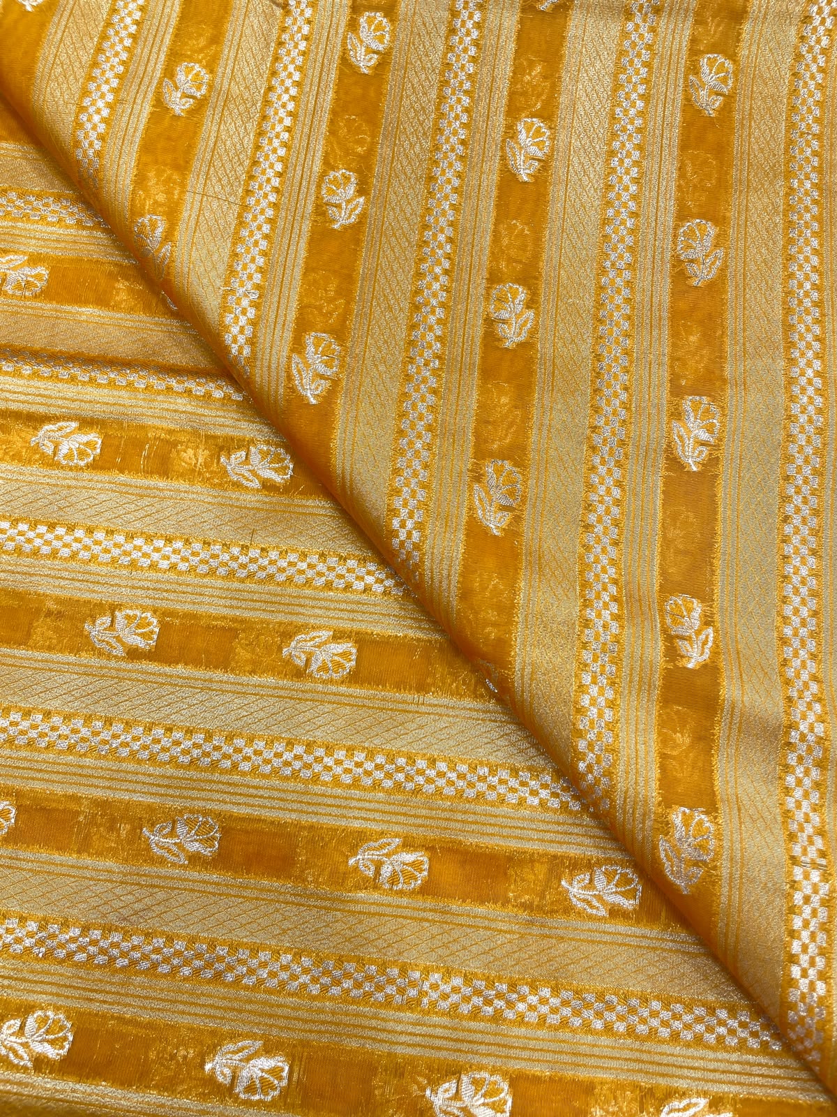 Rakhi Special Banarasi Brocade Set
