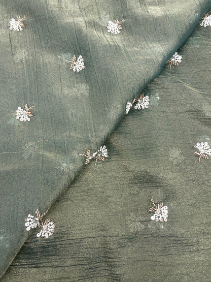 Crush Tissue Embroidery With Beads