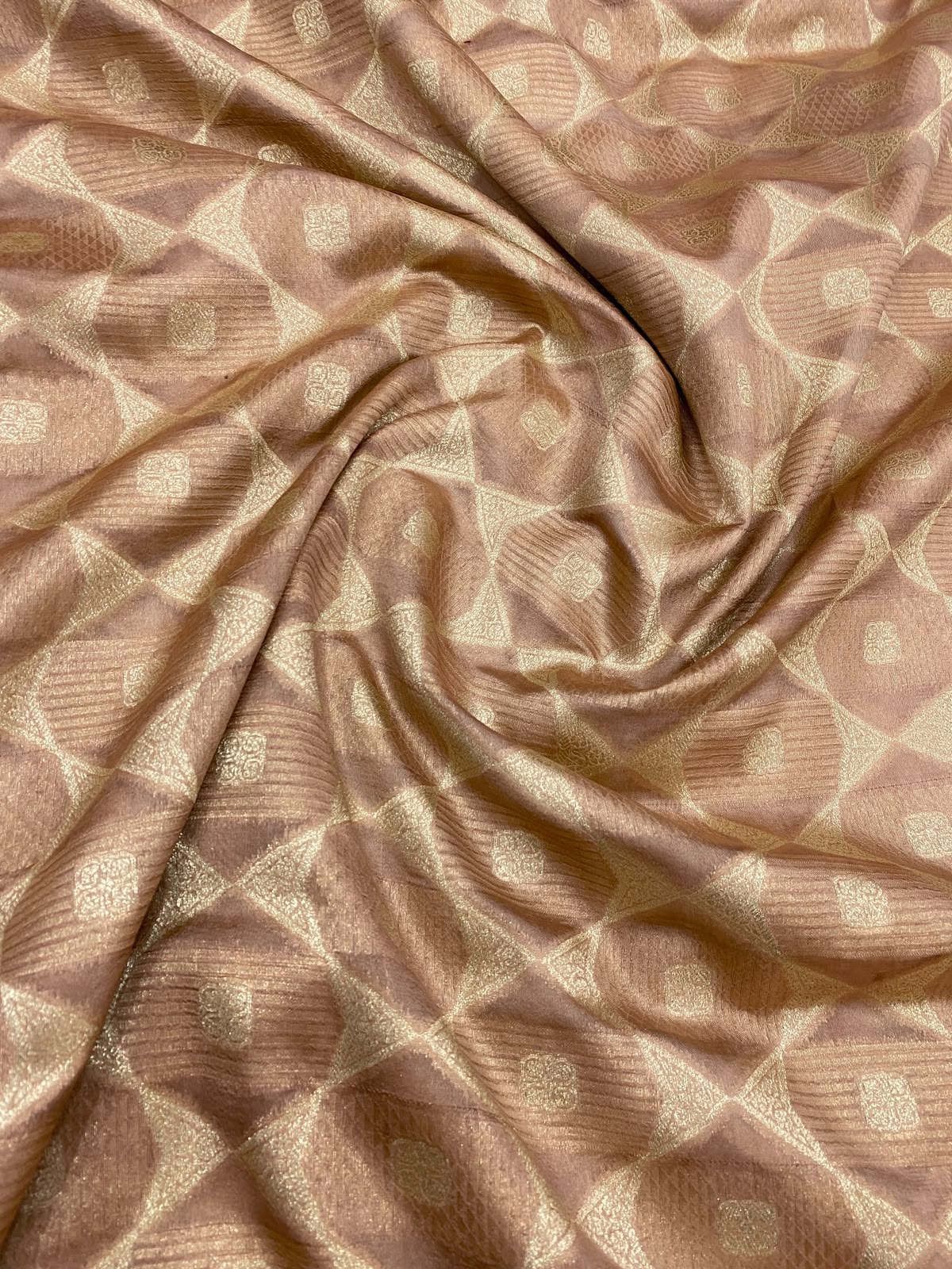 Pure TIssue Fancy Brocade (44"inch)