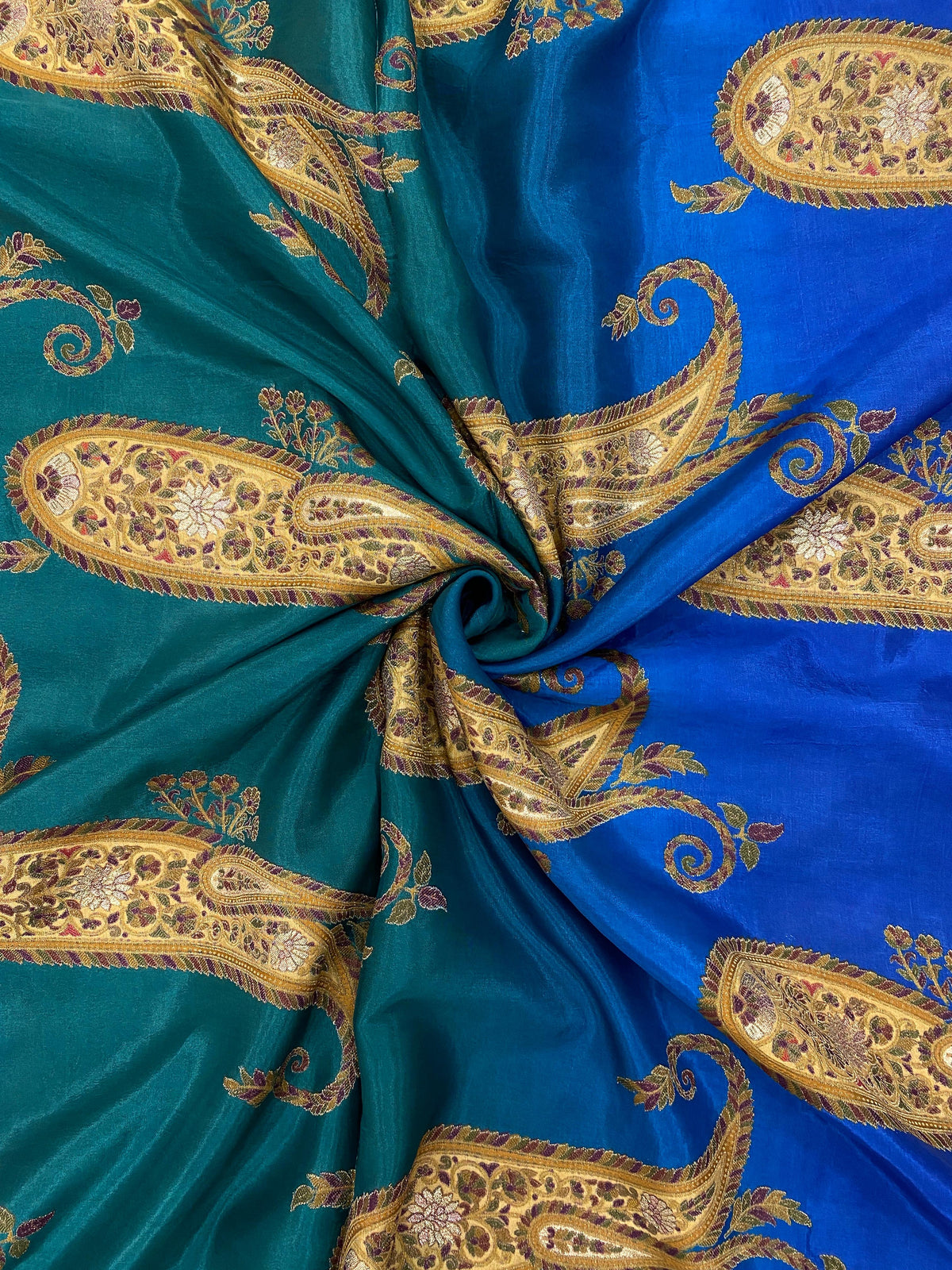 Banarasi Brocade Meena With Shaded