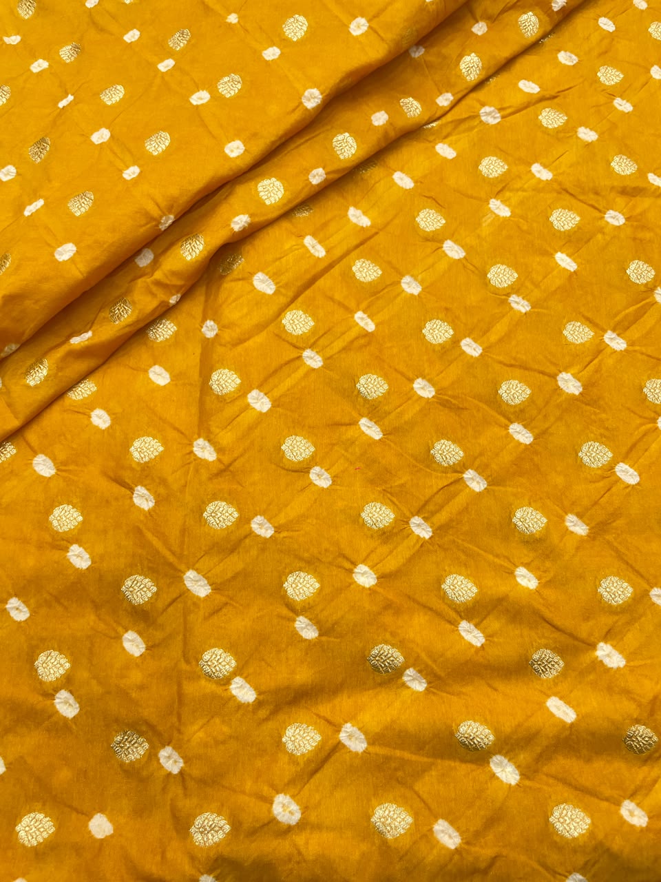 Banarasi Silk Zari Butti With Hand Bandhani(44'inch)
