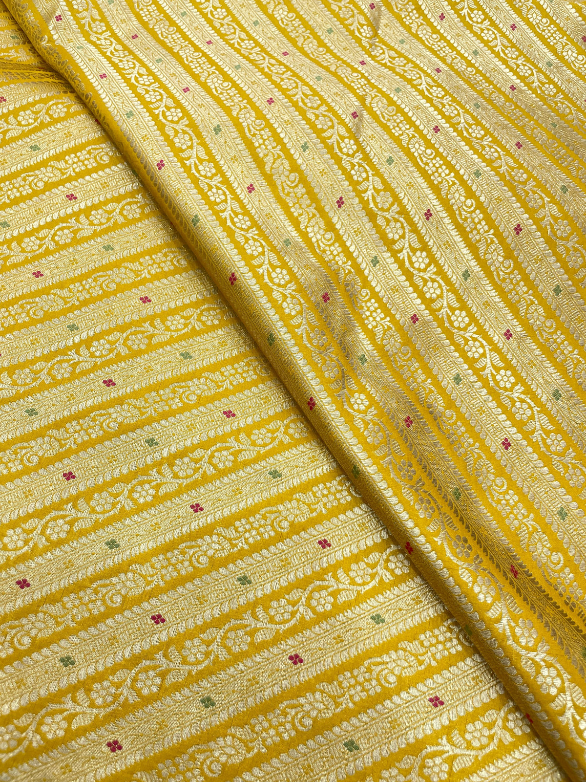 Banarasi Brocade With Meena