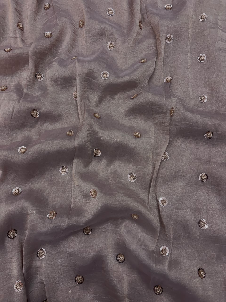 Kanjiwaram tissue embroidery