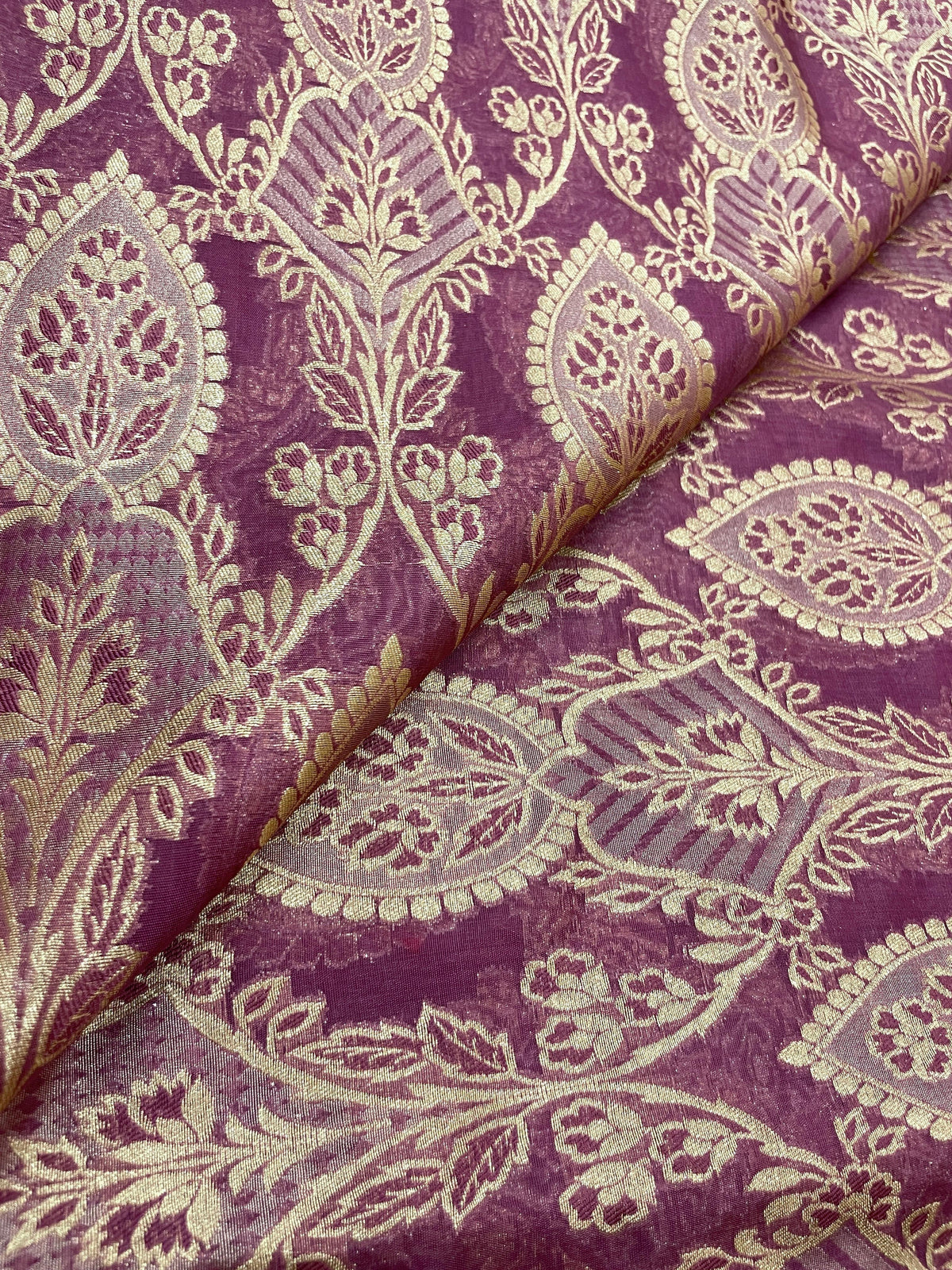 Banarasi Brocade (44'inch)