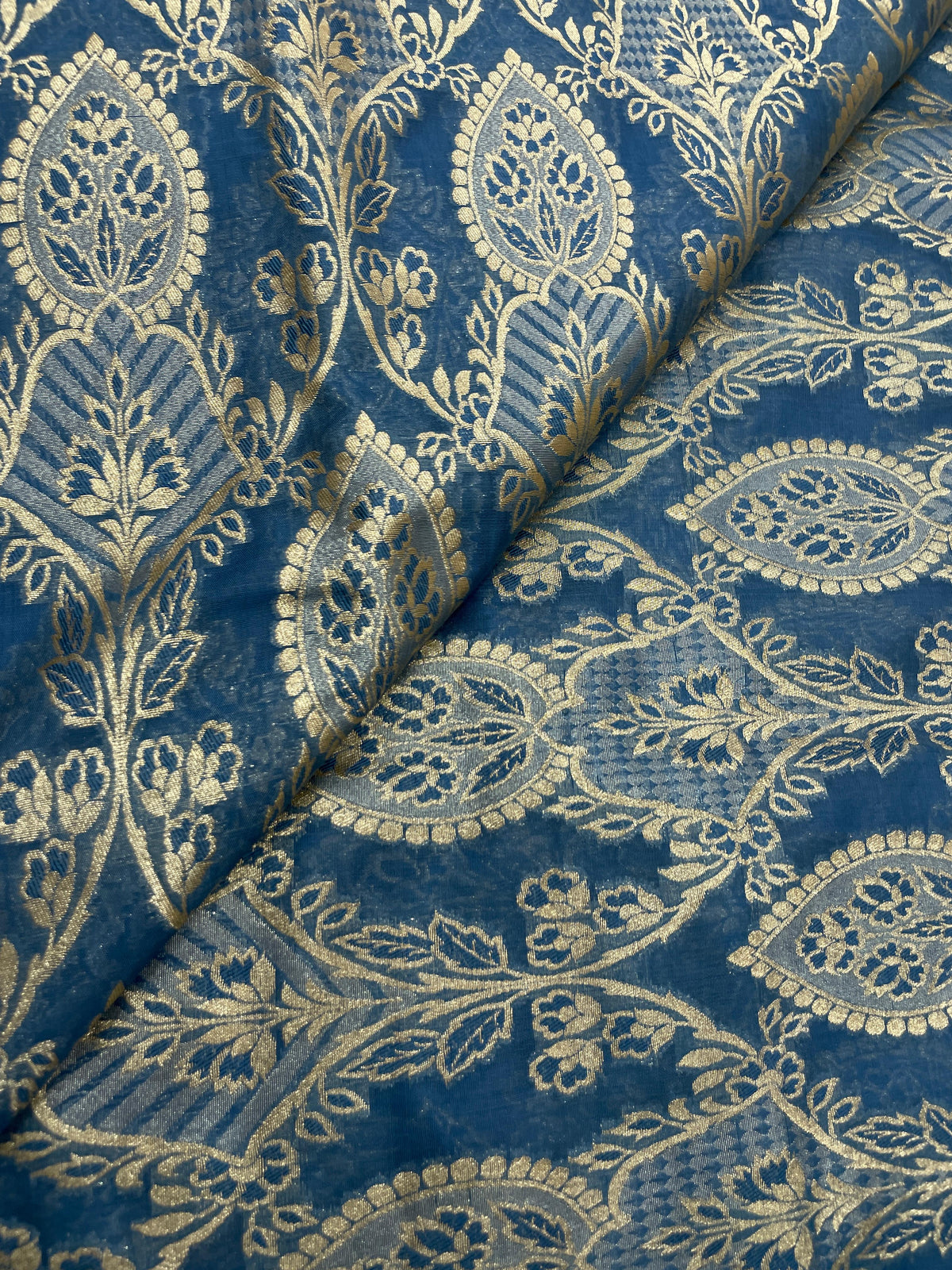 Banarasi Brocade (44'inch)
