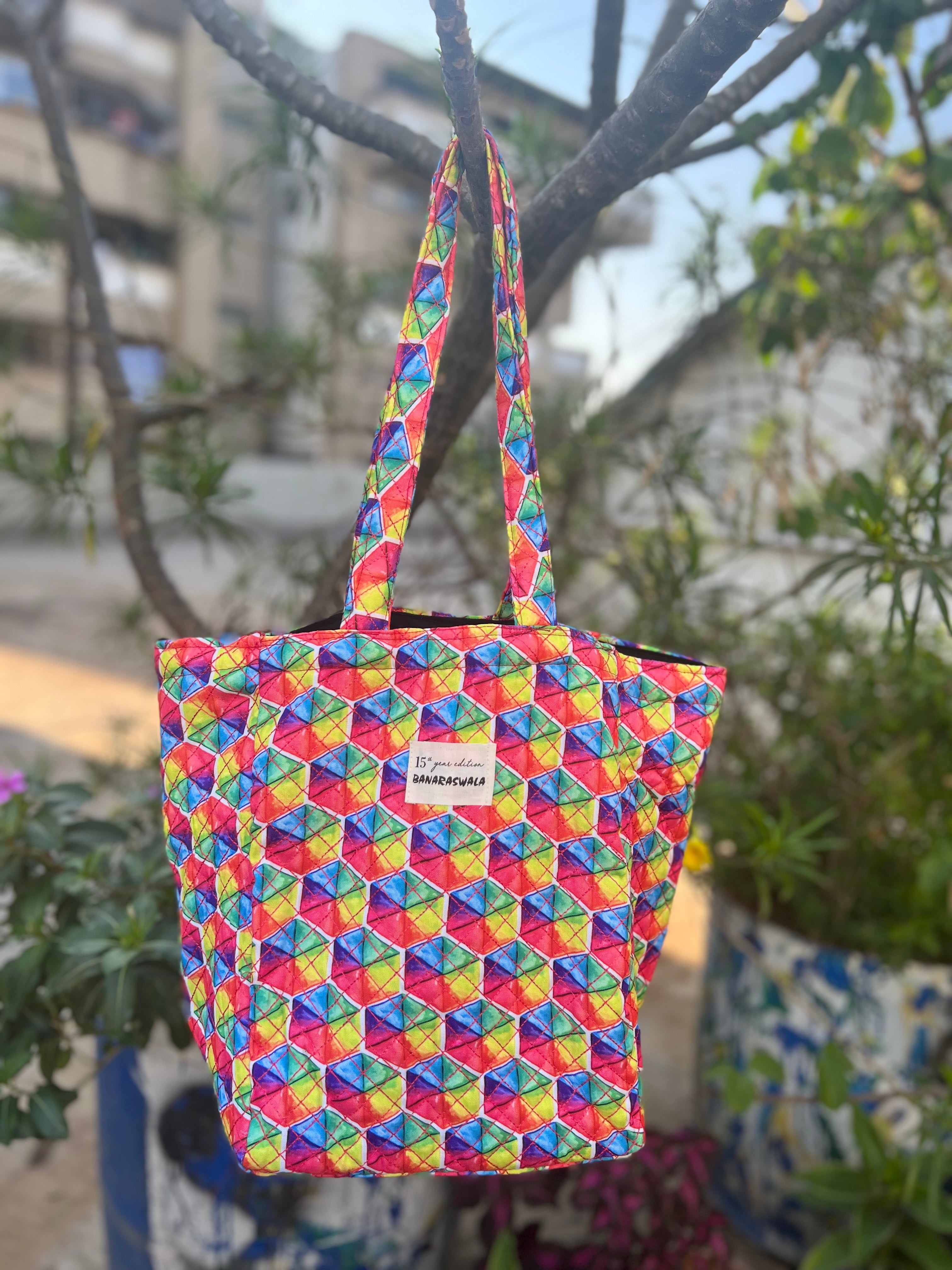 Amazon.com: India Meets India Handicraft Cloth Women Tote Bag, Shoulder  Bag, Handbag, Travel Bag, Best Gifting Made by Awarded Indian Artisan :  Clothing, Shoes & Jewelry