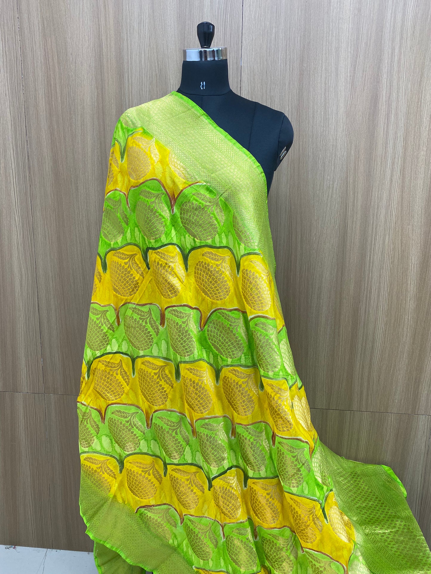 Pure Banarasi Silk Zari Dupatta (Colours Available)