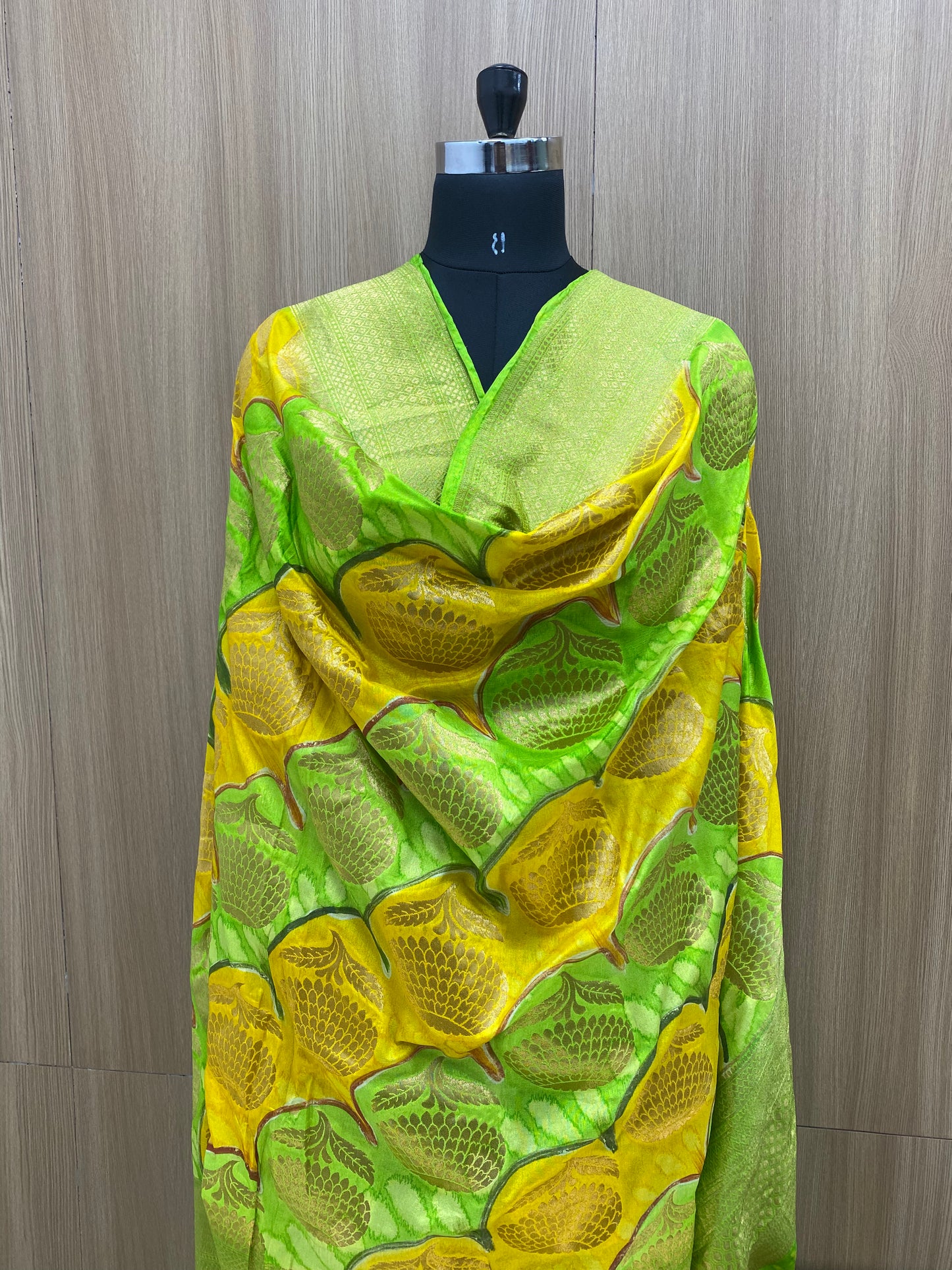 Pure Banarasi Silk Zari Dupatta (Colours Available)