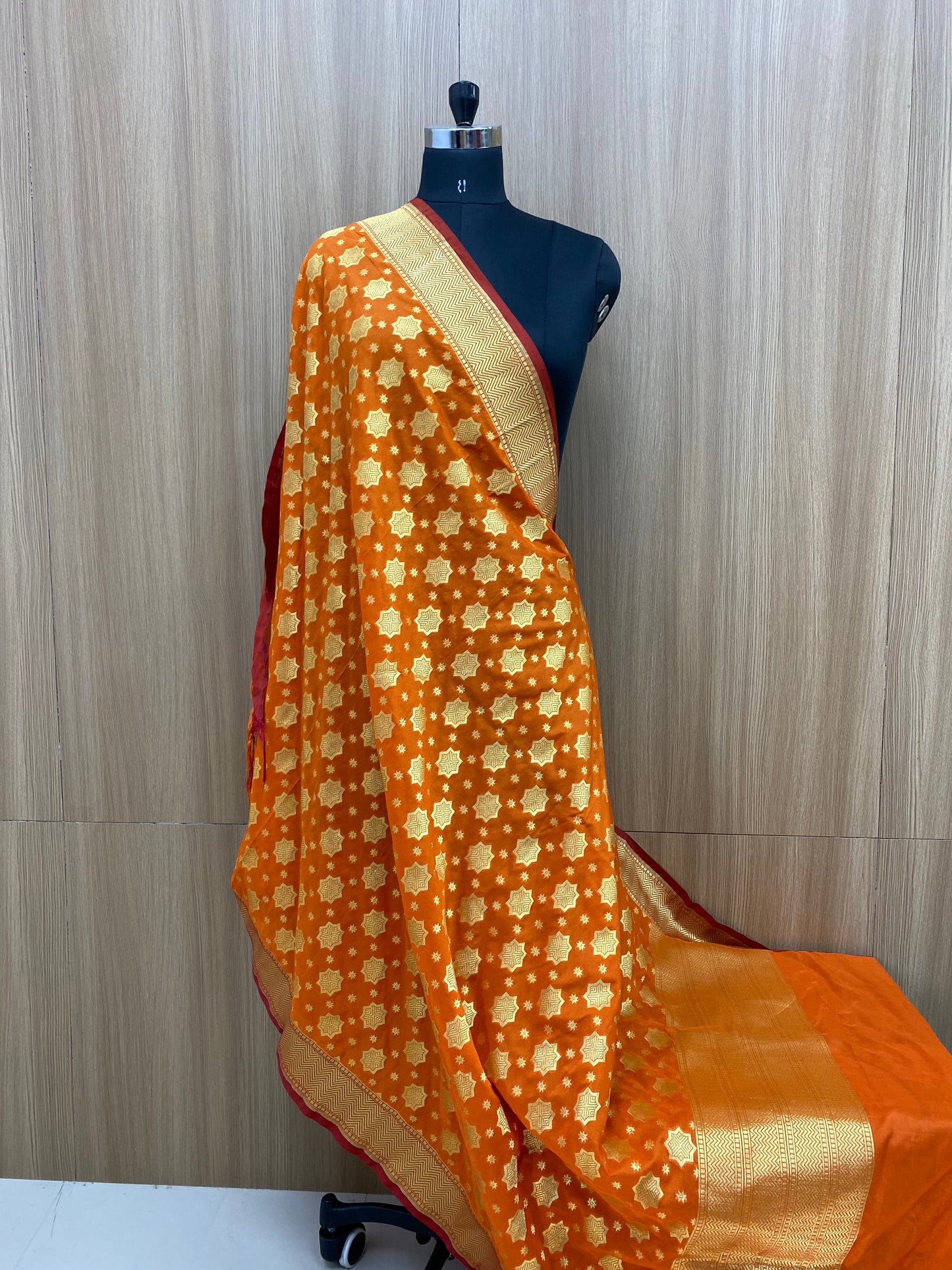 Banarasi Silk Zari Dupatta (Colours Available)