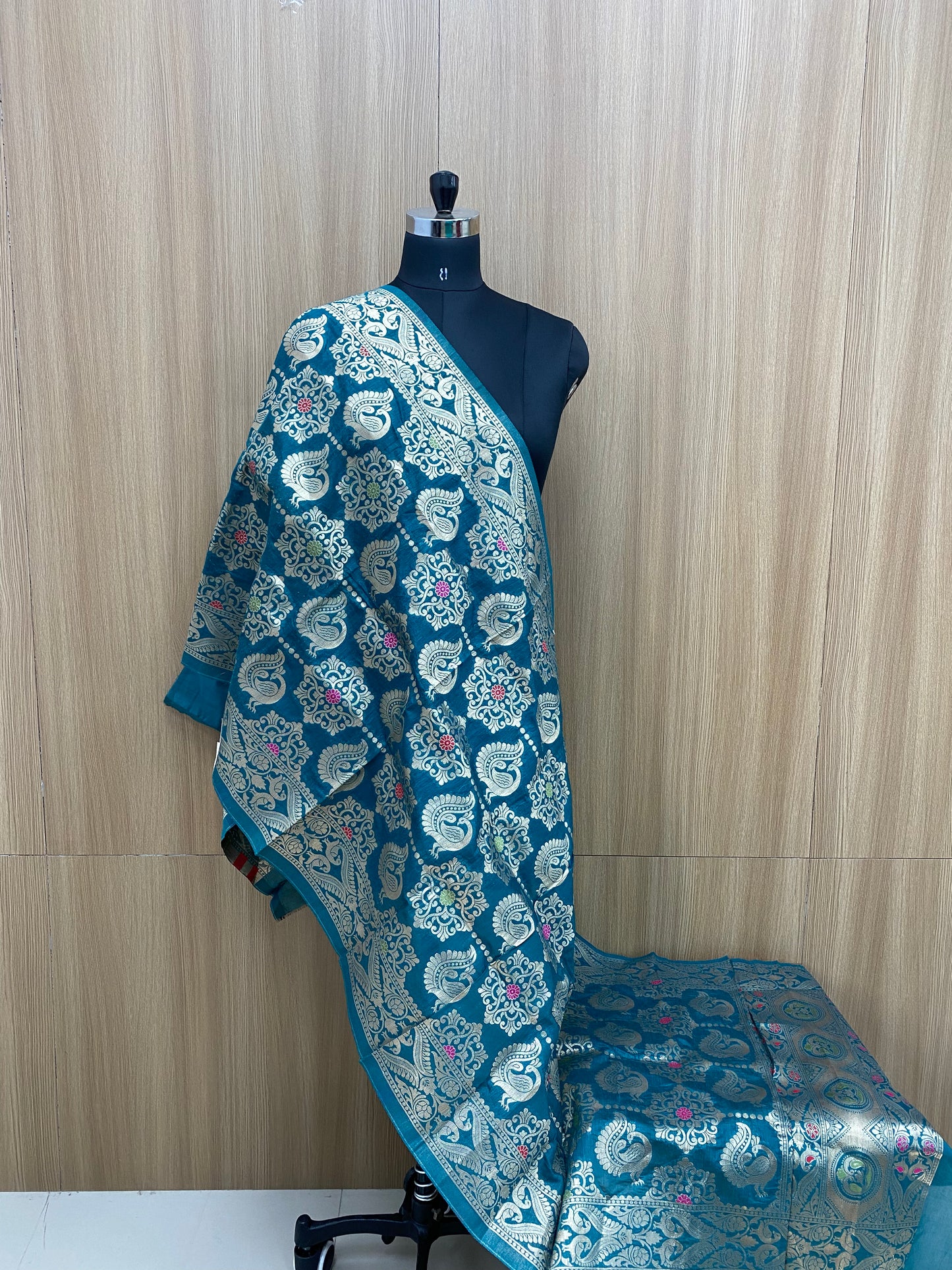 Banarasi Silk Zari Dupatta (Stole Dupatta)