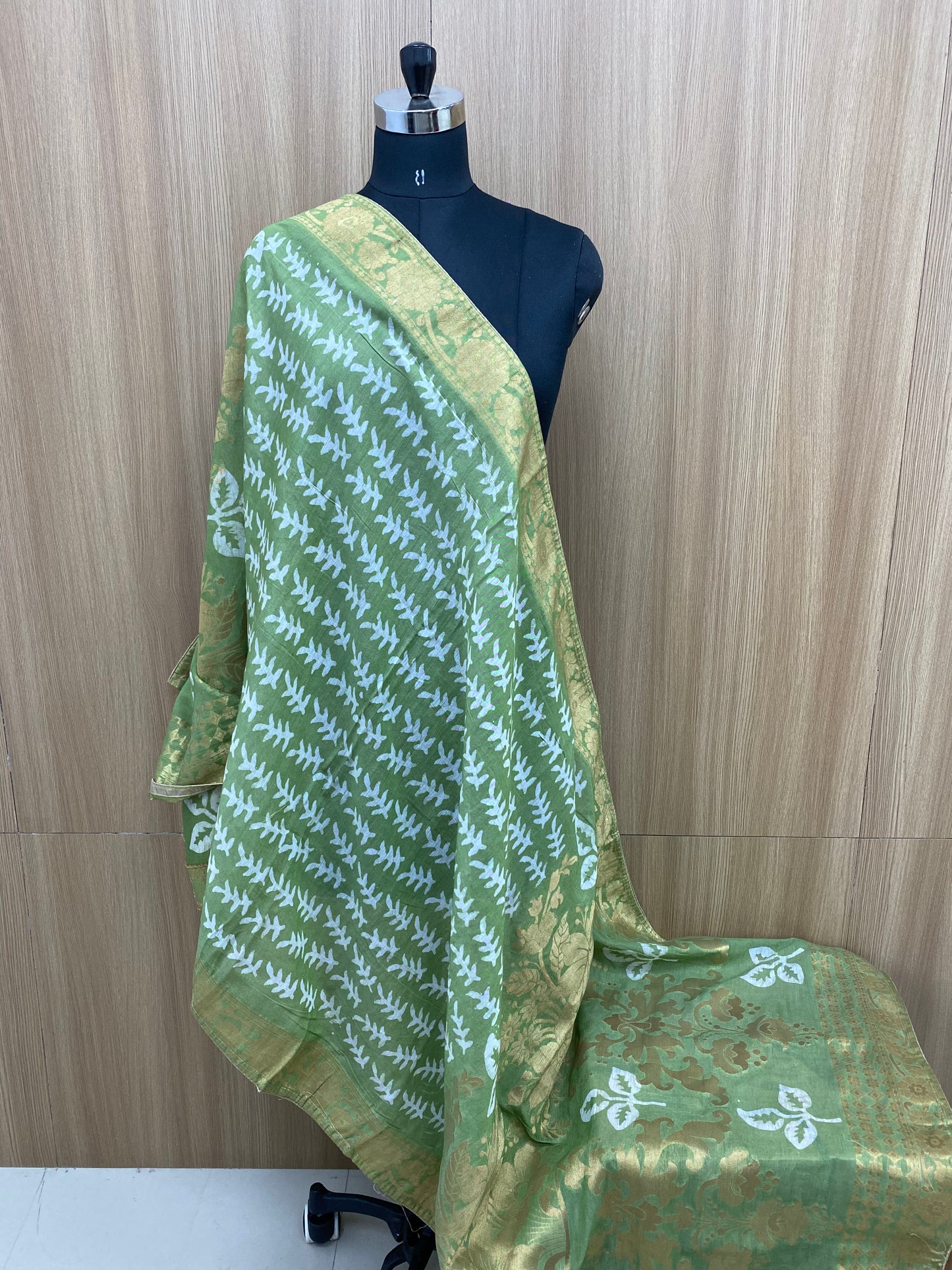 Chanderi Zari With Print Dupatta