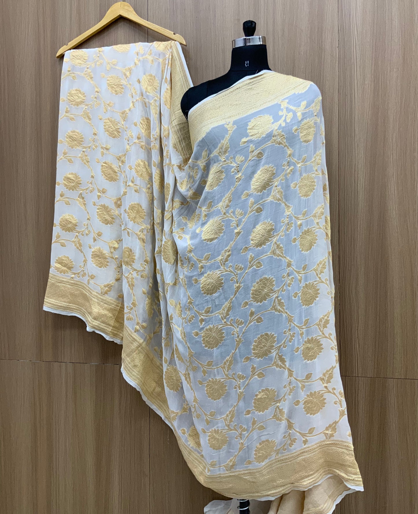 Pure Khadi Georgette Sarees (Dyeable)